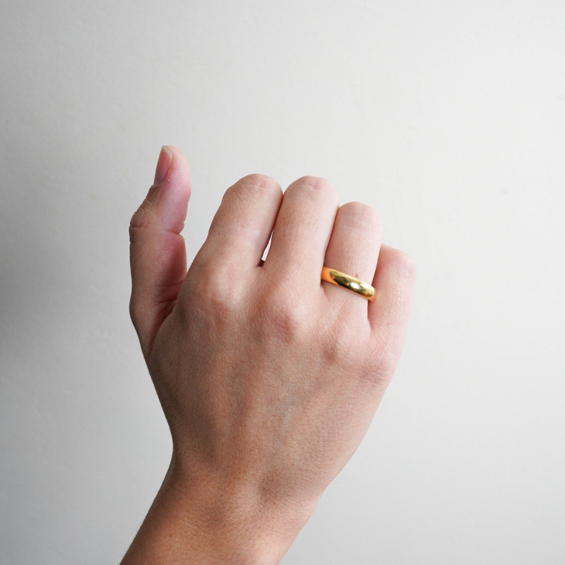 Alianza Clásica media caña Oro 18K Amarillo 4 mm | Joyería B&Couple