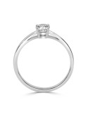 Soliatrio oro blanco con oval de 0,70 CT