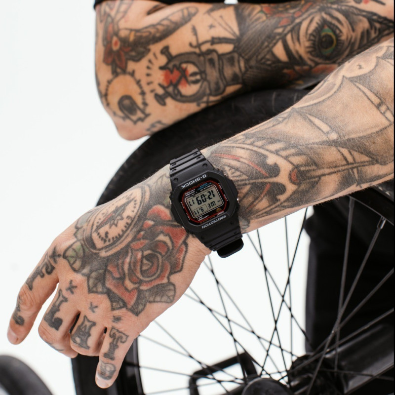 Reloj Casio G-Shock GW-M5610U-1ER | Solar y radiocontrolado | B&Couple