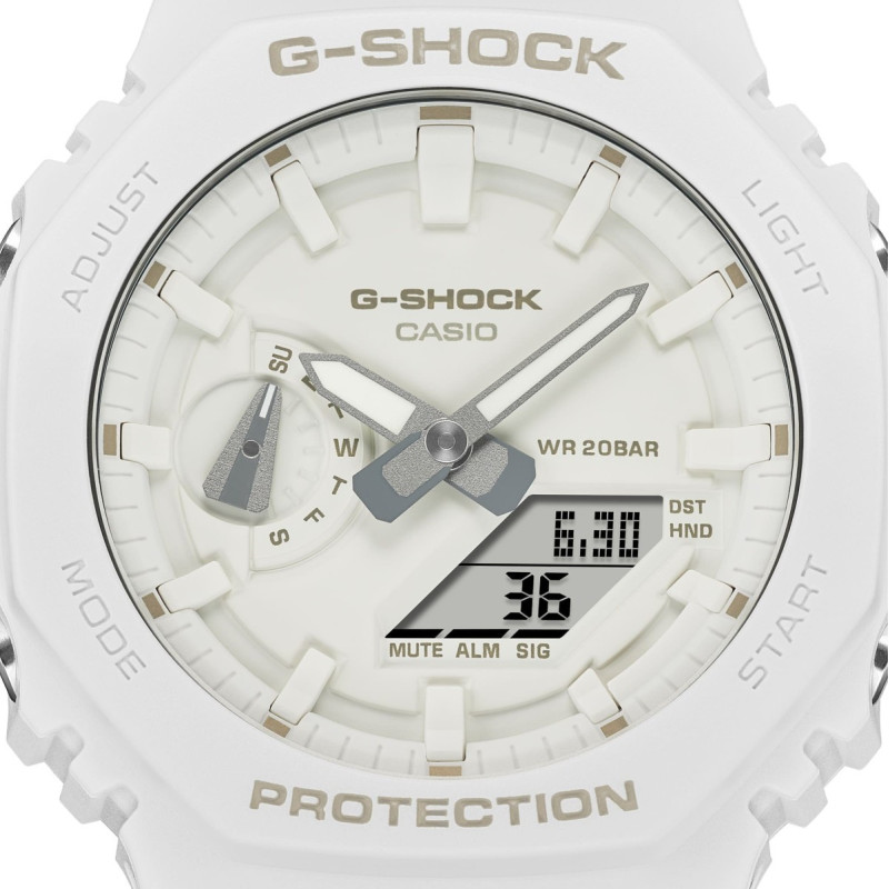 Reloj Casio G-Shock GA-2100-7A7ER | Diseño octogonal blanco | B&Couple