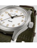 Reloj Hamilton Khaki Field Quartz 38 mm H69401910 | Cuarzo suizo, esfera blanca y correa NATO verde | Joyería Bellido