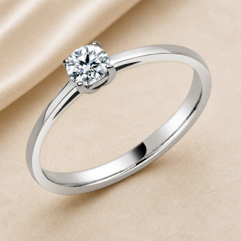 Solitario oro blanco de cuatro garras · vista en tres cuartos, diamante creado 0,30 ct | Joyería Bellido