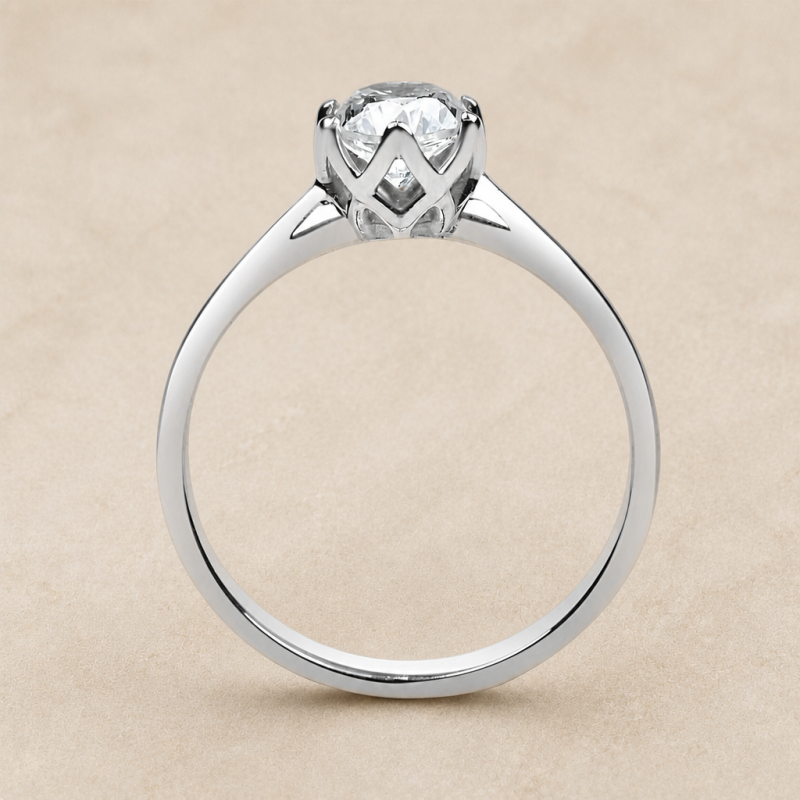 Solitario oro blanco de seis garras · perfil del engaste, diamante creado 0,70 ct | Joyería Bellido