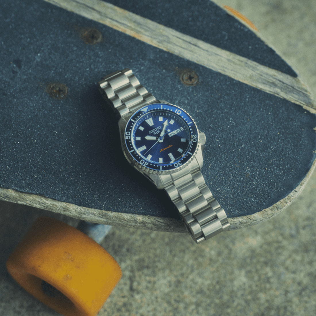 Seiko 5 Sports SKX Street Style Auto 42 mm Esfera azul Brazalete de acero SRPL83K1 - 6