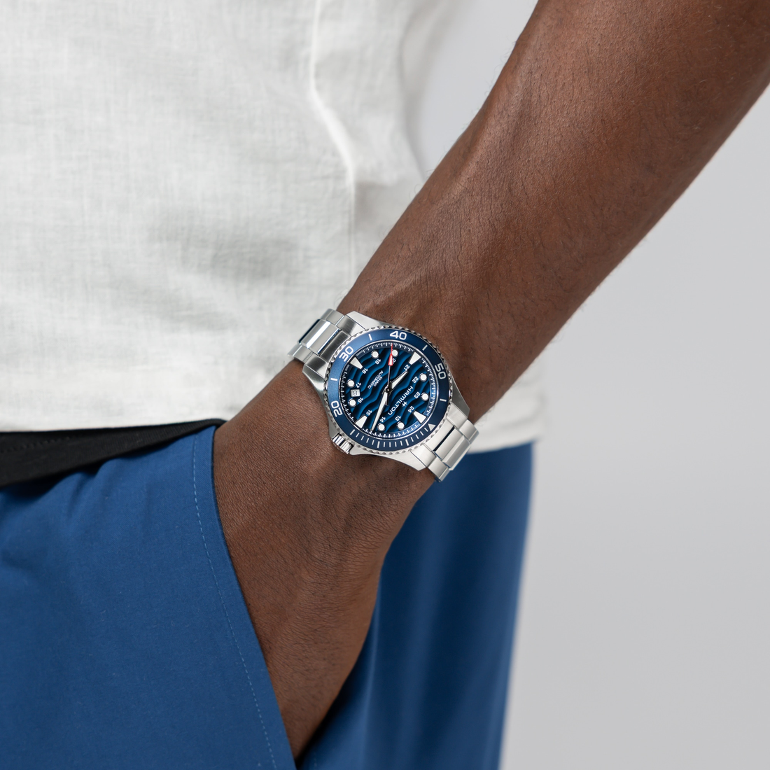 Hamilton Khaki Navy Scuba Auto 40mm H82425140 | Bellido