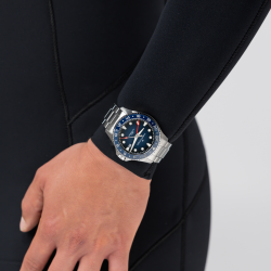 Hamilton Khaki Navy Scuba GMT Auto 43mm H82535140 | Bellido