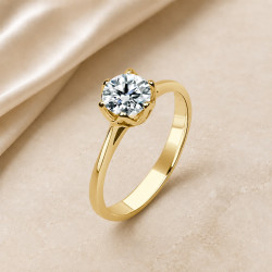 Solitario oro amarillo de seis garras · vista en tres cuartos, diamante natural 0,70 ct | Joyería Bellido