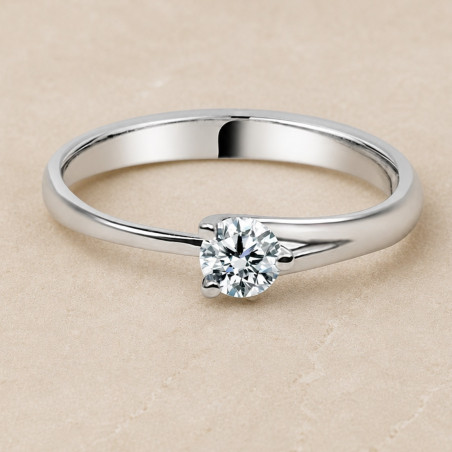 Solitario oro blanco tres garras · diamante de laboratorio 0,25 ct