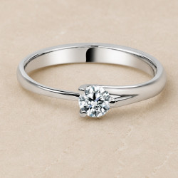 Solitario 3 garras oro blanco · diamante natural 0,25 ct