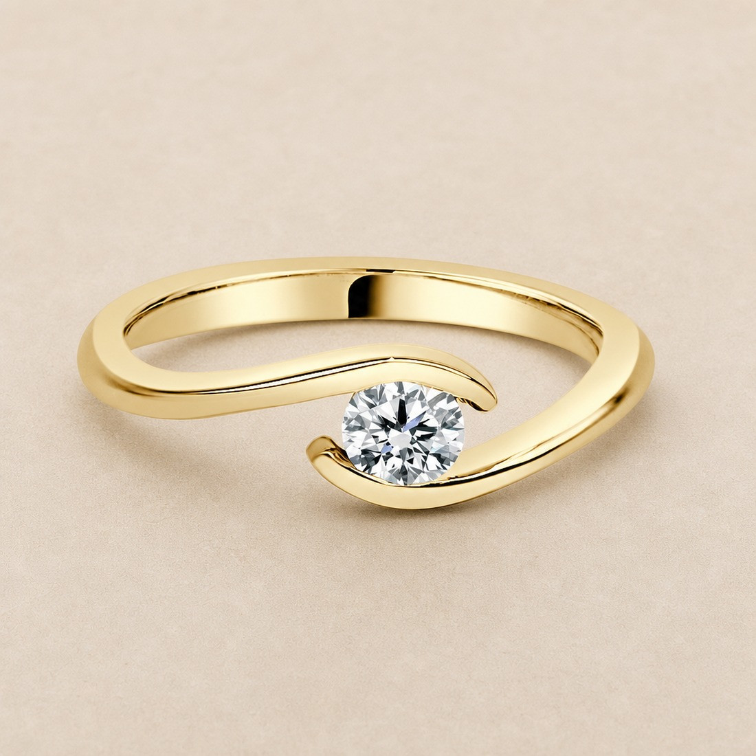 Solitario oro amarillo con engaste ojo · diamante natural 0,25 ct | Joyería Bellido