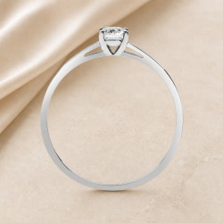 Solitario oro blanco de cuatro garras · perfil del engaste, diamante natural 0,30 ct | Joyería Bellido