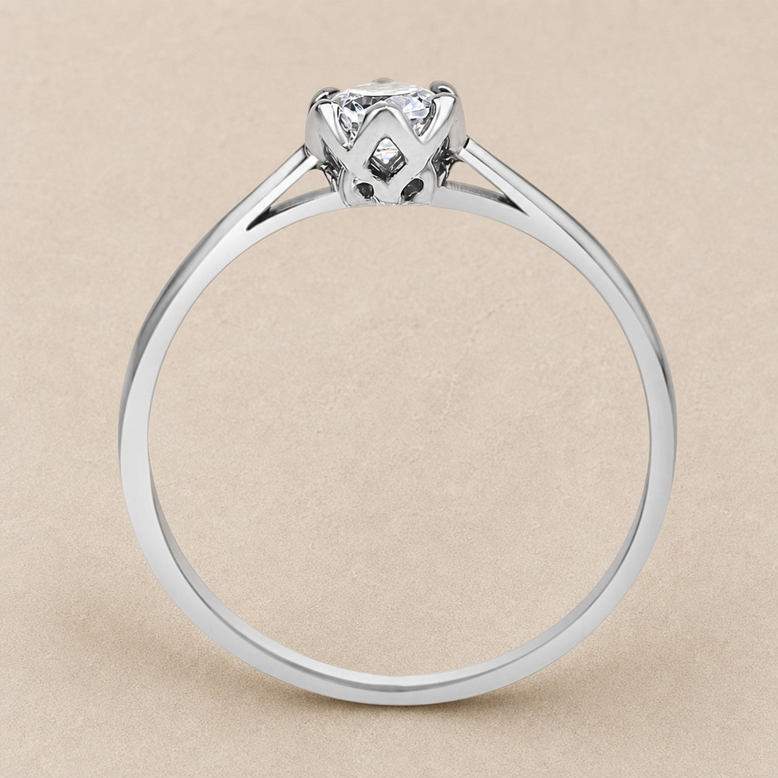 Solitario oro blanco de seis garras · perfil del engaste, diamante natural 0,30 ct | Joyería Bellido