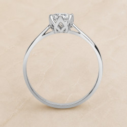 Solitario oro blanco de seis garras · perfil del engaste, diamante natural 0,50 ct | Joyería Bellido