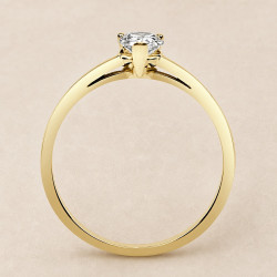 Solitario oro amarillo de talla pera · perfil del engaste, diamante natural 0,50 ct | Joyería Bellido