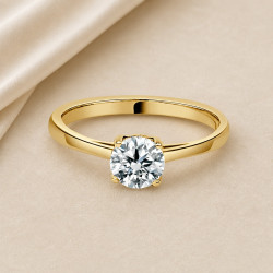 Solitario oro amarillo de cuatro garras · diamante natural 0,70 ct | Joyería Bellido