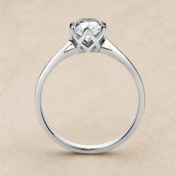 Solitario oro blanco de seis garras · perfil del engaste, diamante natural 0,70 ct | Joyería Bellido