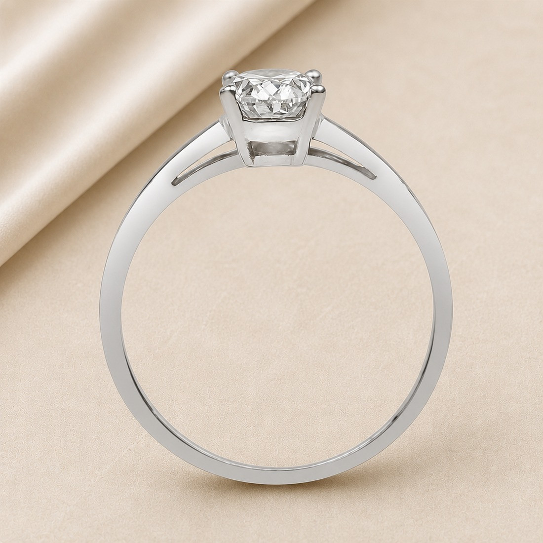 Solitario oro blanco de talla oval · perfil del engaste, diamante natural 1,00 ct | Joyería Bellido