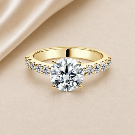 Solitario oro amarillo con diamantes en el brazo · diamante natural 2,00 ct | Joyería Bellido